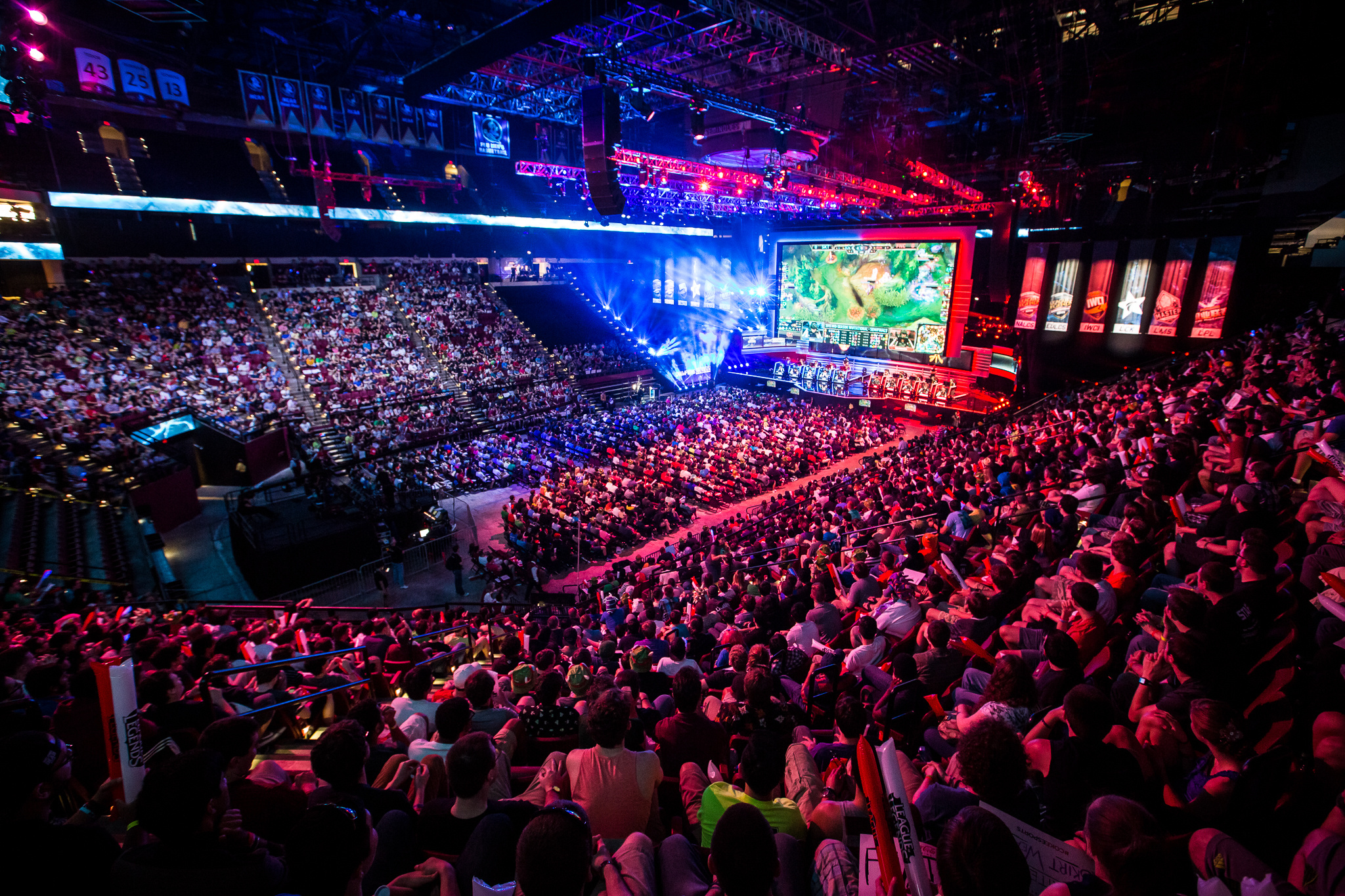 不仅有个人 不仅有个人